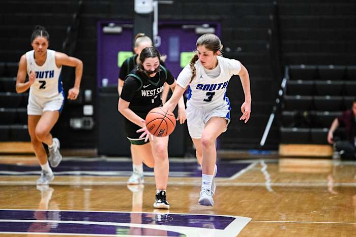 South Medford West Salem 6A Oregon girls basketball quarterfinal Naji Saker -4